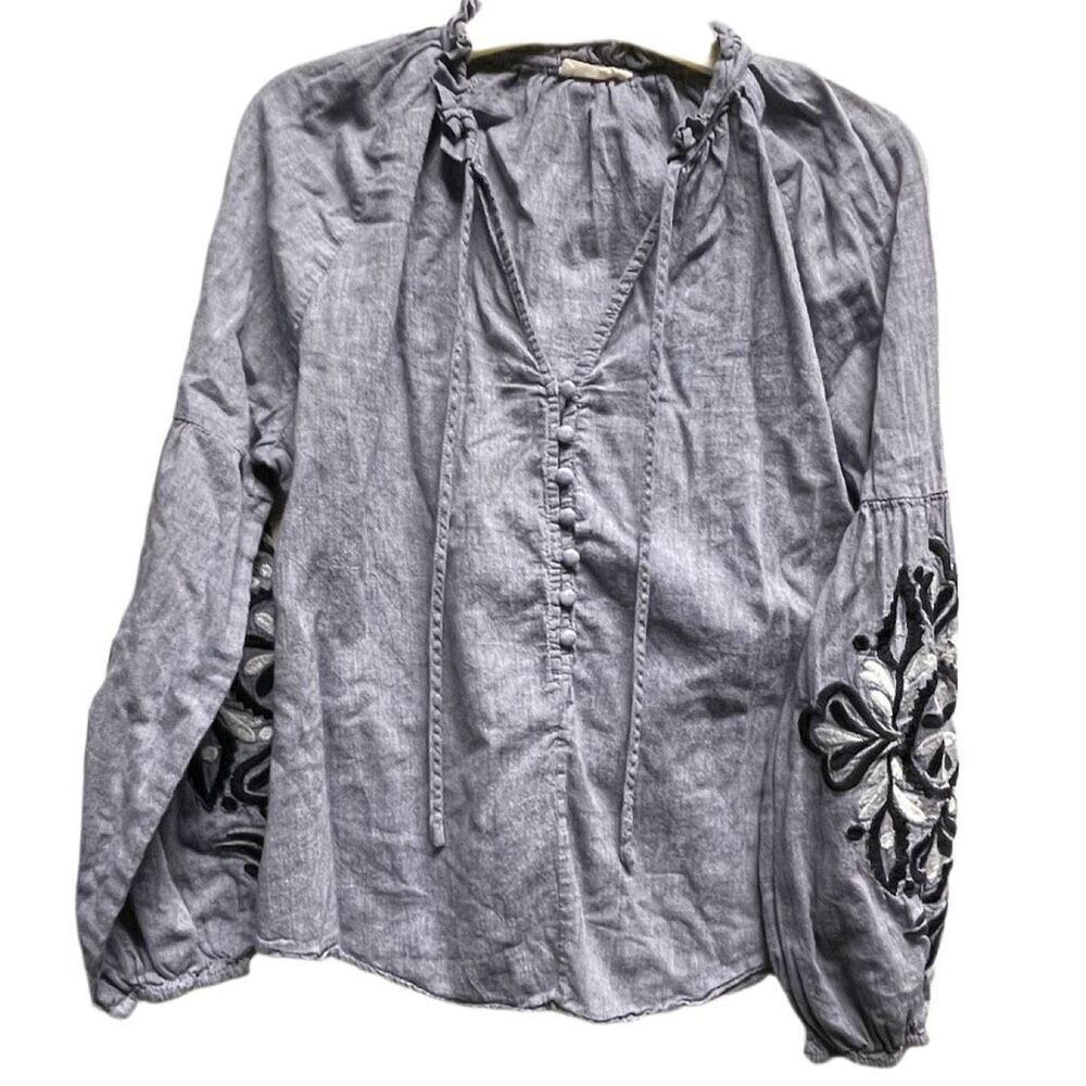 Miss Love size S peasant top embroidered balloon sleeves.